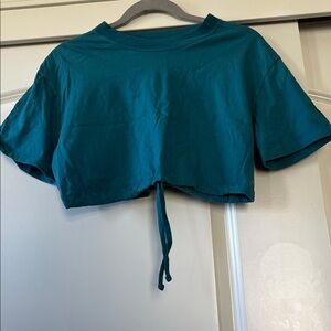 Blue green workout crop top